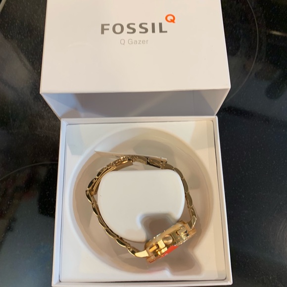 Brand New With Tags Rose Gold Color Watch - Picture 7 of 8